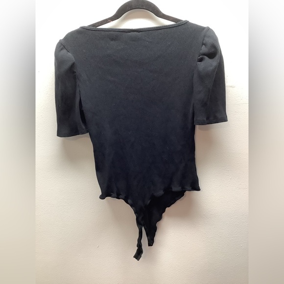 Wild Fable Size L Bodysuit Black Ribbed Short Sleeve Preloved - Picture 2 of 2
